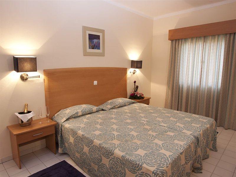 Alvor Clube Brisamar Aparthotel ภายนอก รูปภาพ