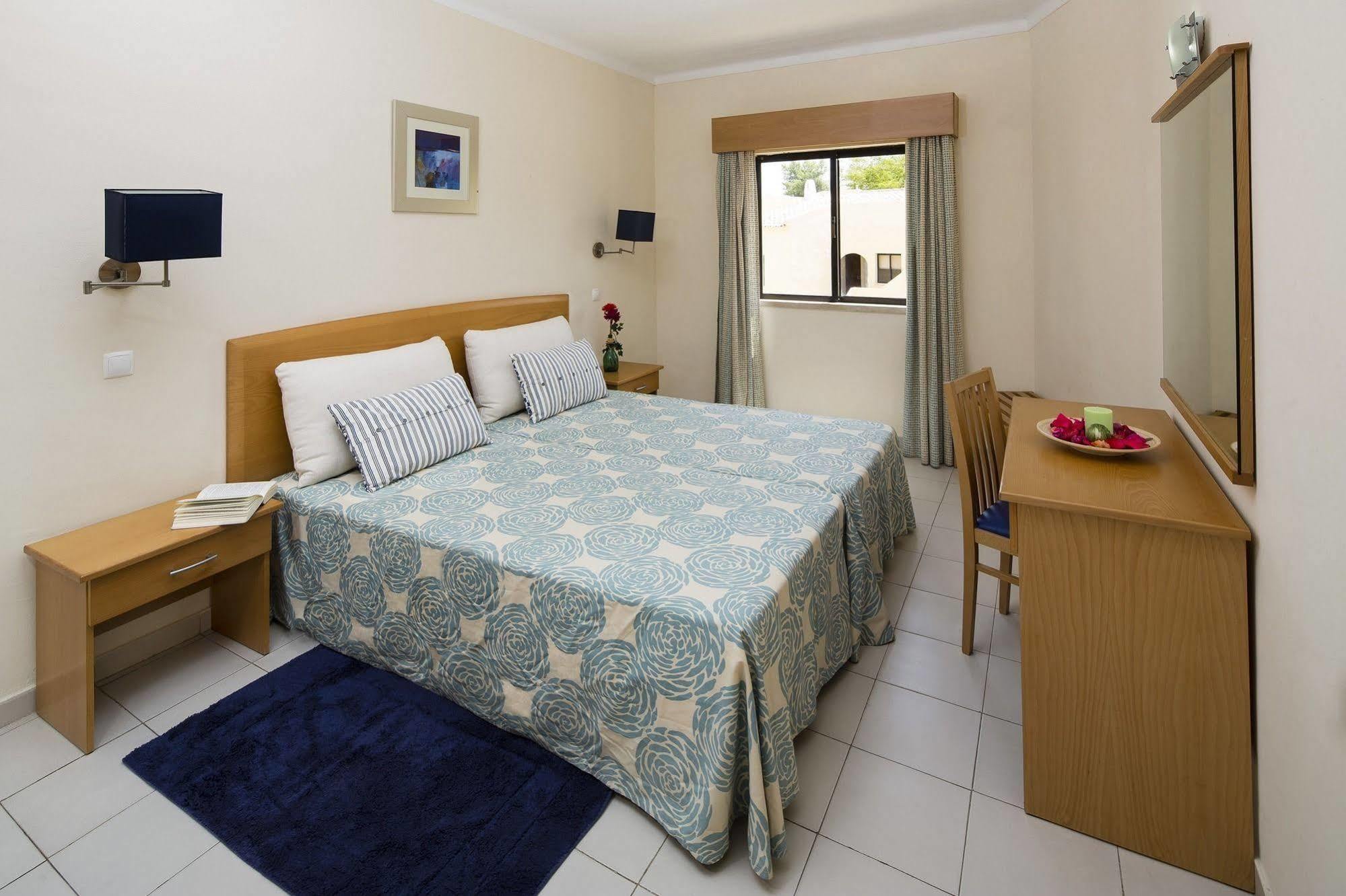 Alvor Clube Brisamar Aparthotel ภายนอก รูปภาพ