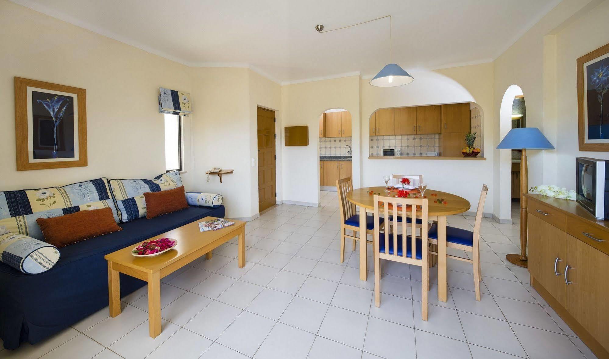 Alvor Clube Brisamar Aparthotel ภายนอก รูปภาพ