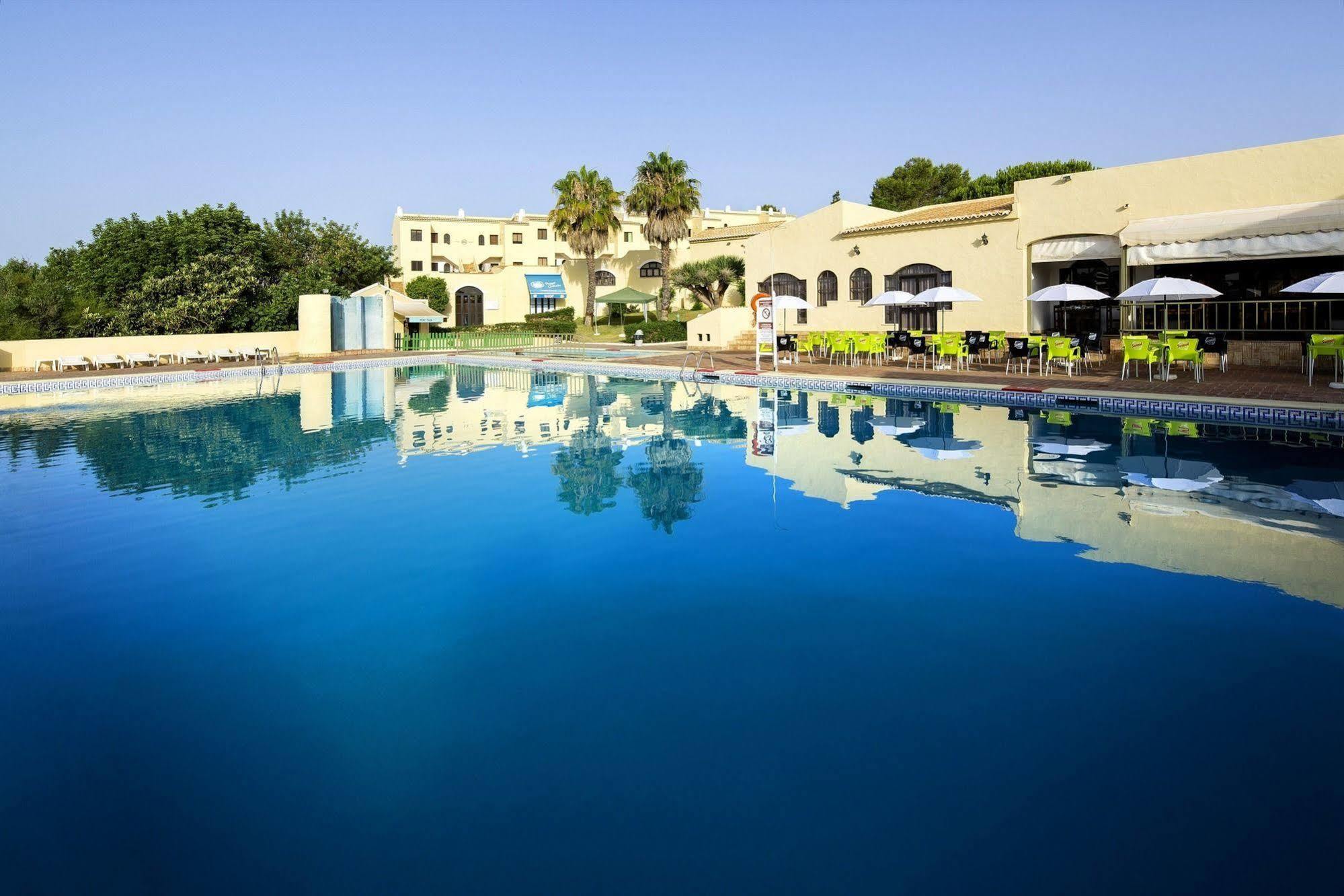 Alvor Clube Brisamar Aparthotel ภายนอก รูปภาพ