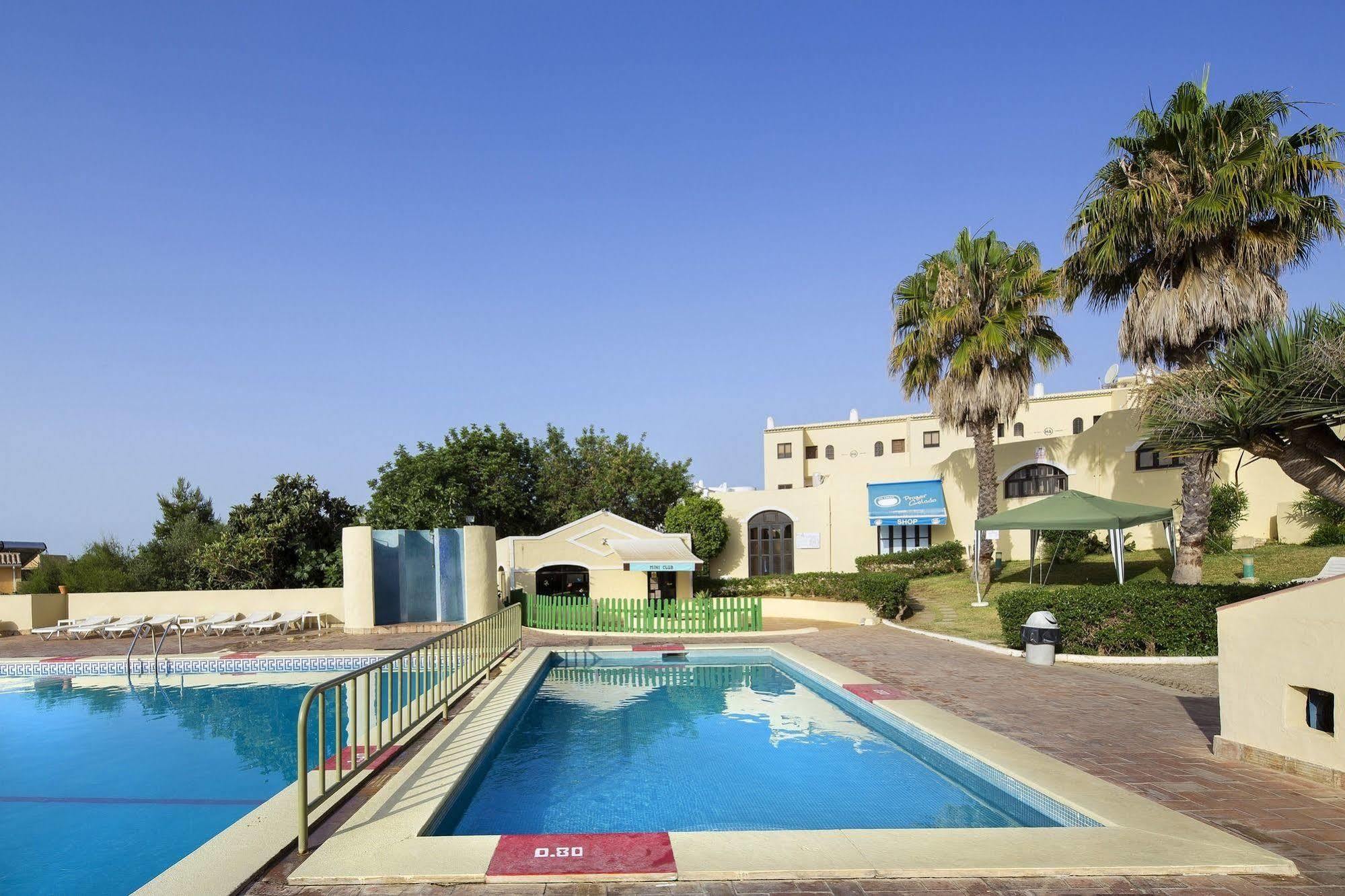 Alvor Clube Brisamar Aparthotel ภายนอก รูปภาพ