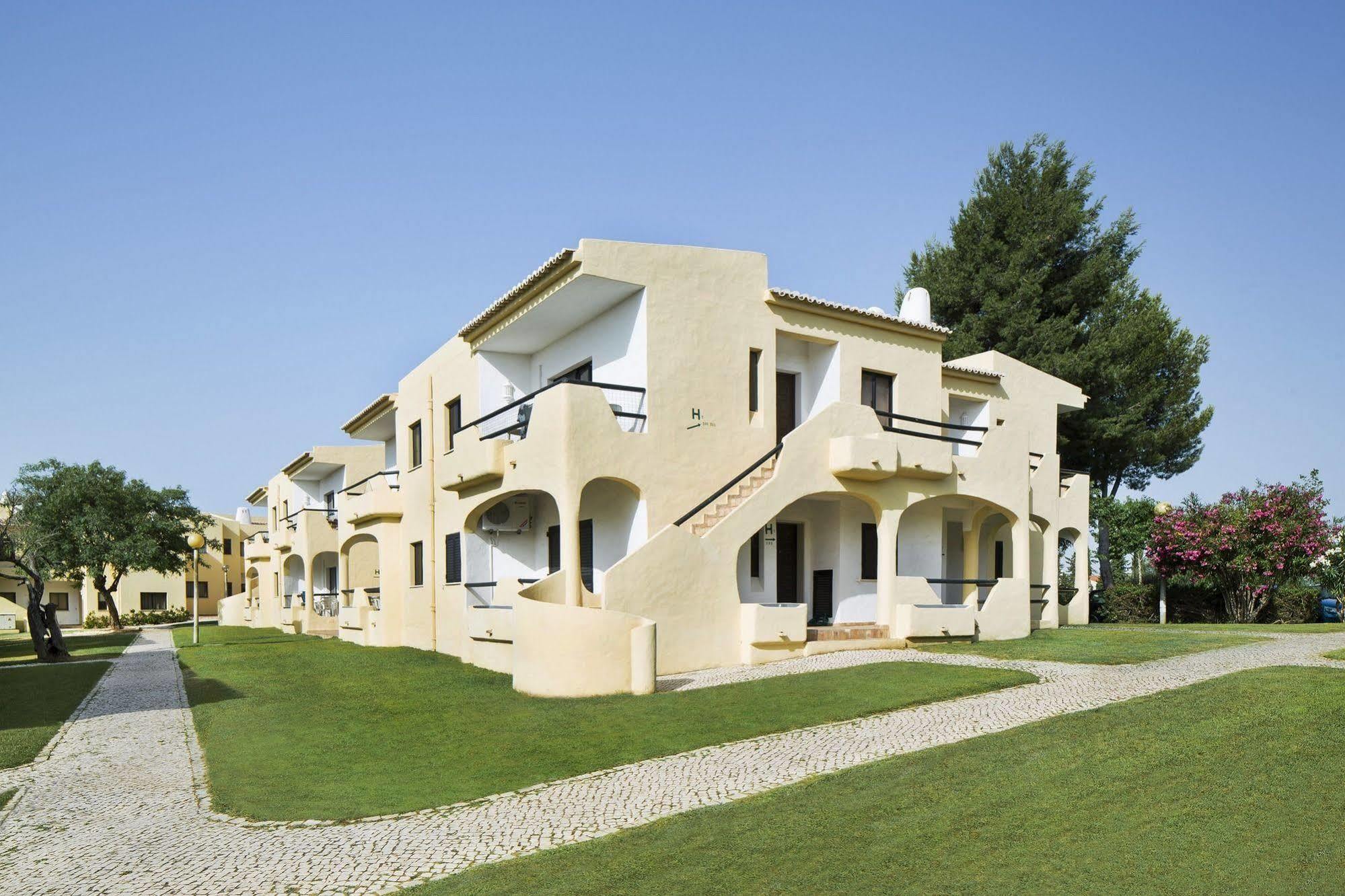 Alvor Clube Brisamar Aparthotel ภายนอก รูปภาพ